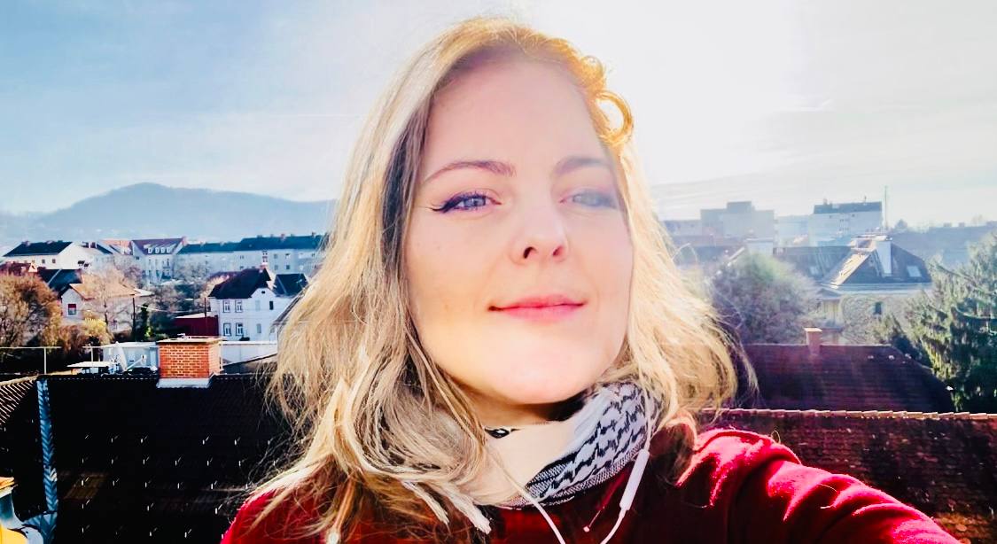 Amy Lang - Deutschtrainerin Graz mit 20+ Jahren Erfahrung und Universitätsabschluss